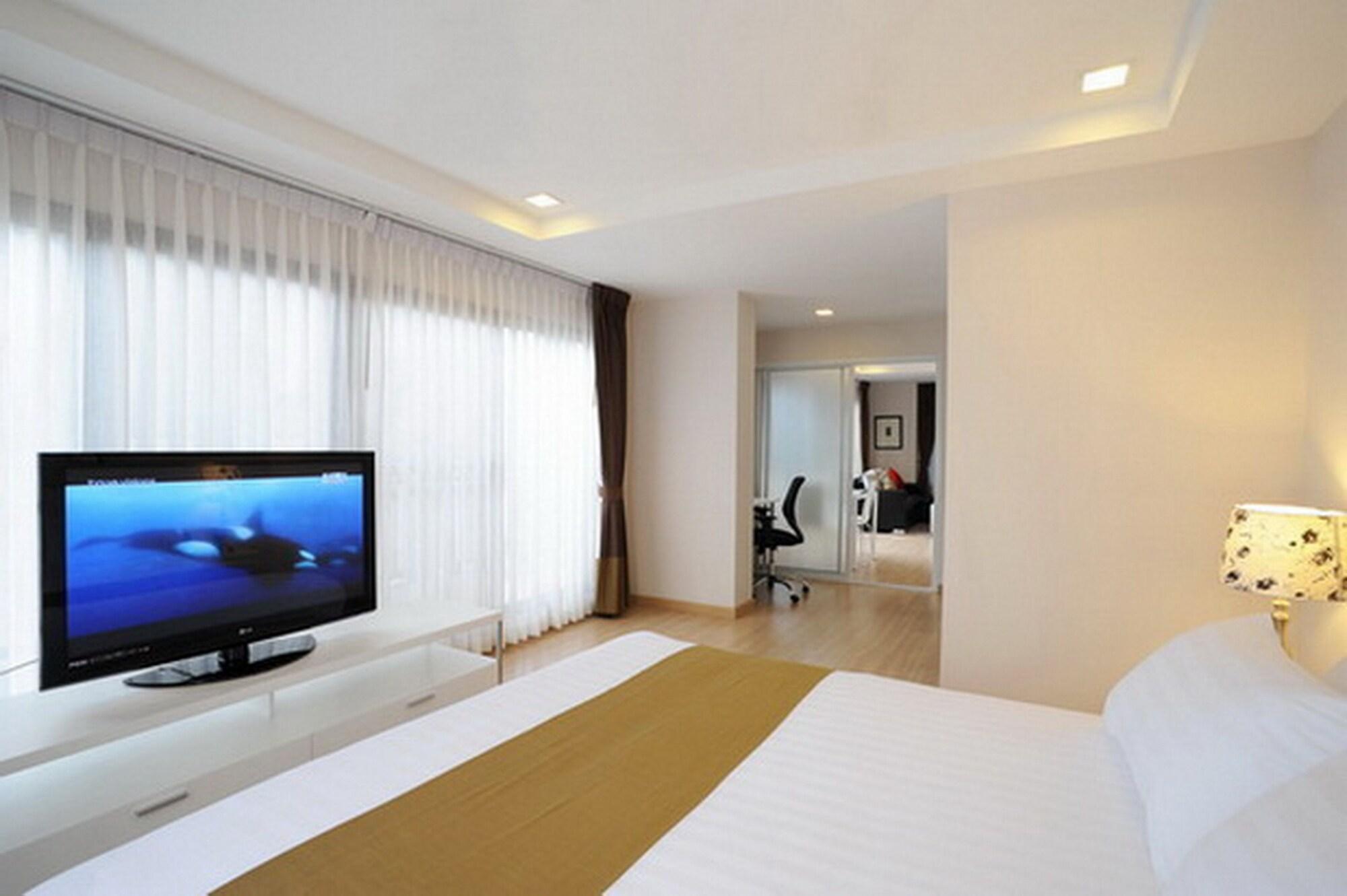 Baan K Residence Bangkok Exterior photo